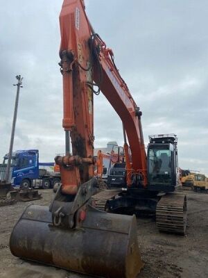 2019 Hitachi ZX300LC-6 Excavator  - 11