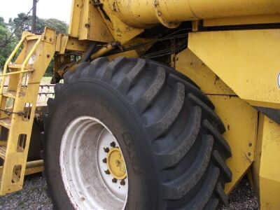 2002 New Holland TX Plus Combine Harvester - 13