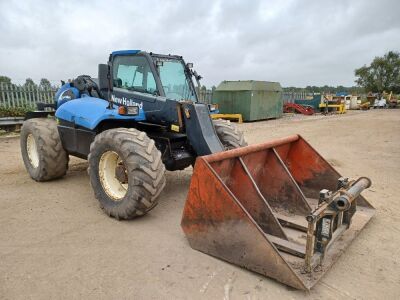 2004 New Holland LM415A Powershuttle Telehandler - 2