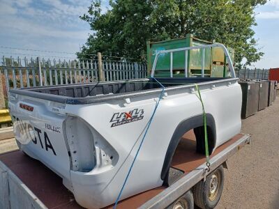Toyota Hilux Pickup Body - 2