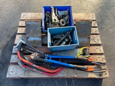 Selection of Towing Attachments, Saws & Bolt Croppers - 2