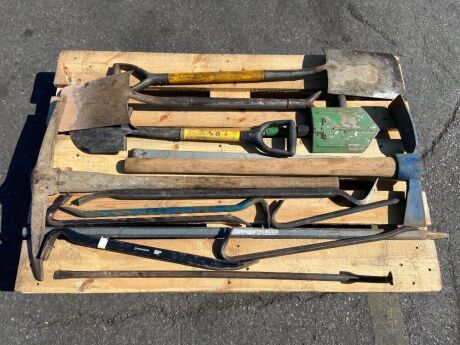 Quantity of Shovels, Pick Axes & Crow Bars