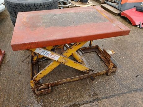 Hydraulic Scissor Jack Table