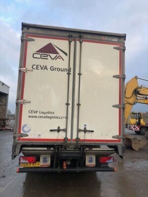 2014 MAN TGM 18 250 4x2 Curtainsider - 9