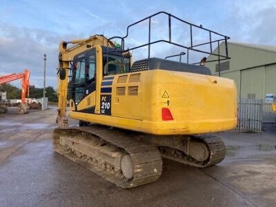 2015 Komatsu PC210LC-10 Excavator - 2