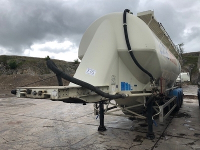 2005 Feldbinder 49m³ 3 Pot Belly Triaxle Tanker Trailer - 2