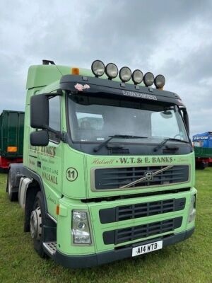 2004 Volvo FM12 460 4 x 2 Tractor Unit - 2