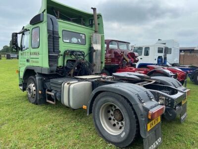 2004 Volvo FM12 460 4 x 2 Tractor Unit - 5