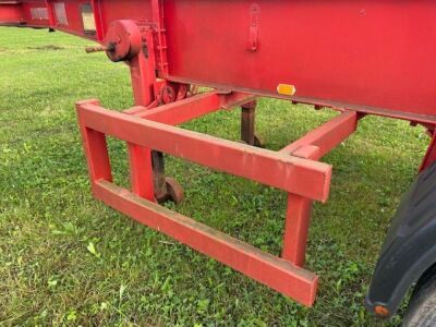 1977 Tasker Tandem Axle 20ft Skeletal Trailer  - 11