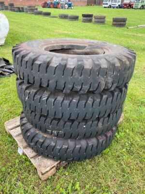 4 x 9.00 R20 Tyres - 3