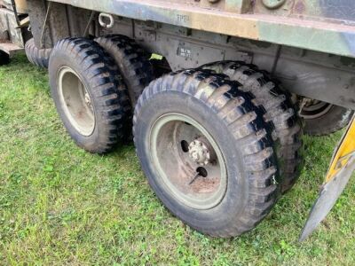 1959 International REO 6x6 Troop Carrier - 9