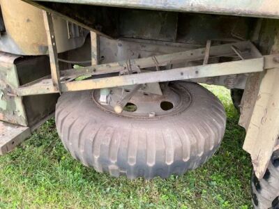 1959 International REO 6x6 Troop Carrier - 10