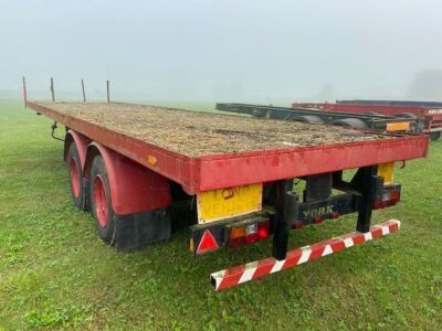 1979 York Tandem Axle 30ft Flat Trailer - 3