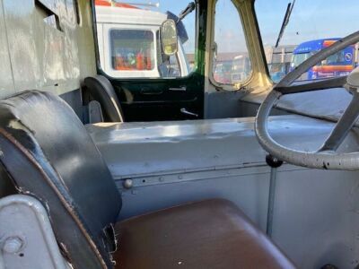 1955 Leyland Steer 6x2 Flat Bed Lorry  - 23