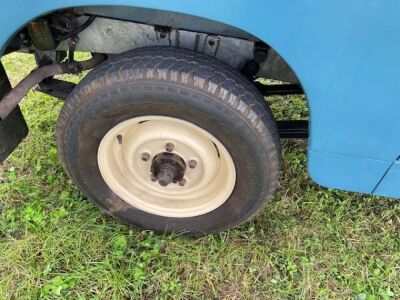 1963 2A Land Rover 2.5ltr Diesel - 4