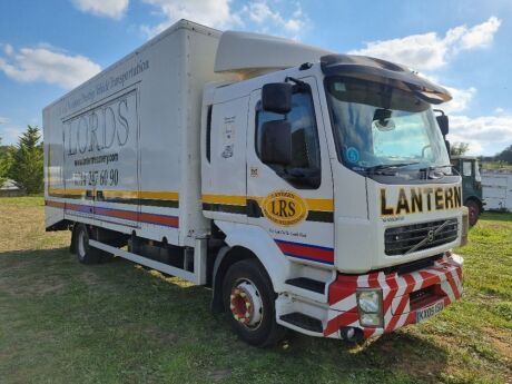 2009 Volvo FL240  4x2 12 Ton Covered Recovery Transporter