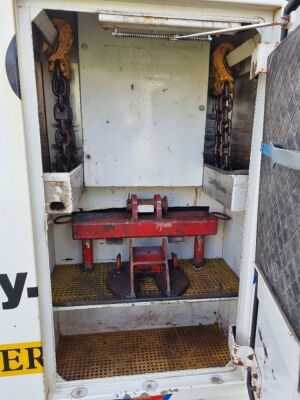 2008 Volvo FM9 300 4x2 Underlift Recovery - 14