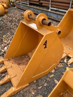 840mm Digging Bucket 80mm Pins - 3