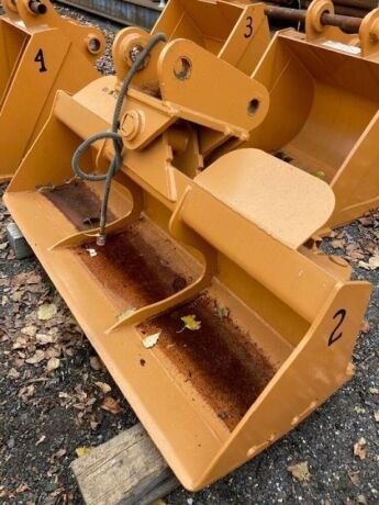 2000mm Hydraulic Tilt Ditching Bucket 60mm Pins