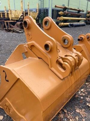 1300 Digging Bucket 80mm Pins - 2