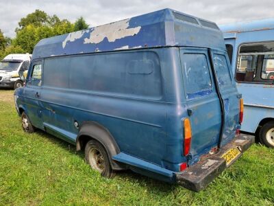 1986 Ford Transit Van - 4