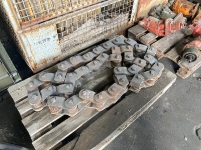 Pallet of Drive Chainﾠ