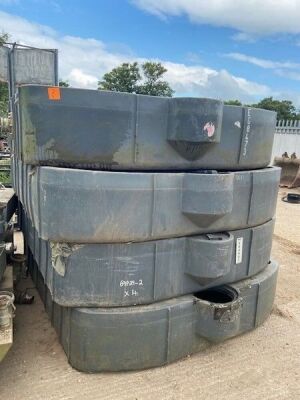 4 x Plastic Sewage Tanks