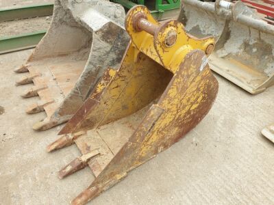 2ft Digging Bucket 65mm Pins - 2