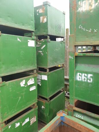 4 x Small Metal Stillage