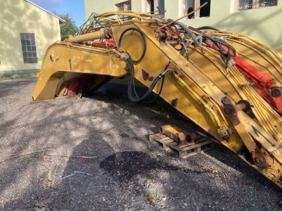 Excavator Boom to Suit CAT 320 - 2