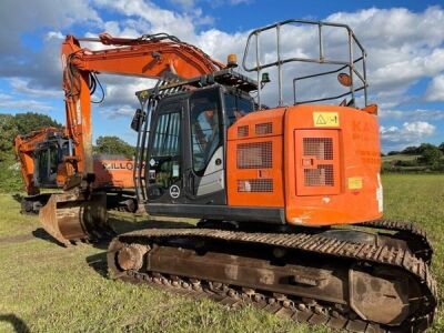 2016 Hitachi ZX225 USLC-5B Excavator