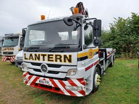 2011 Mercedes Atego 1318 4x2 Street Lifter