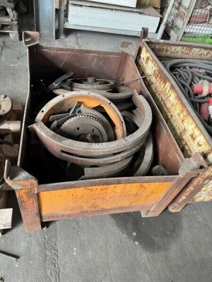 Steel Stillage & Contents