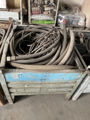 Qty of Hydraulic Hoses