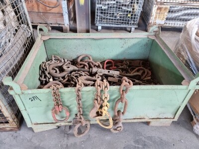 Qty of Lifting Chains