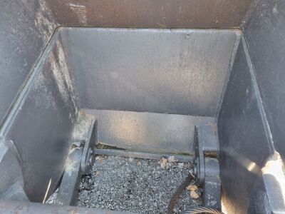 Cable Excavator Clam Shell Bucket  - 10