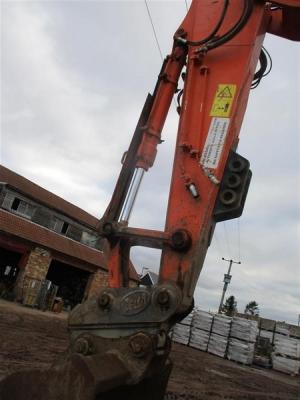 2010 Hitachi ZX210LC-3 Excavator - 21