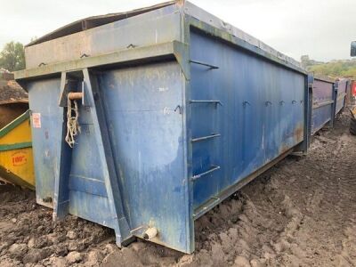 35yrd Big Hook Water Tank Bin 