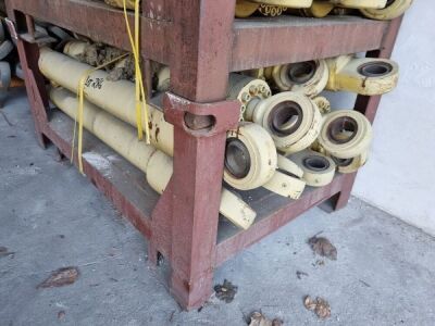 11 x Hydraulic Rams