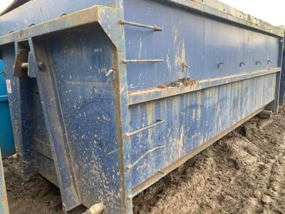 35yrd Big Hook Water Tank Bin 