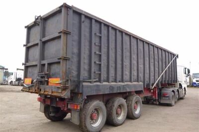 1998 United Triaxle Scrap Spec Tipping Trailer - 4