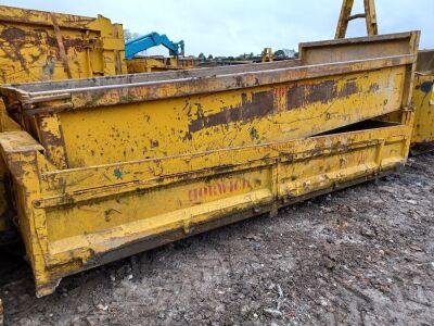 10yrd Dropside Big Hook Bin 