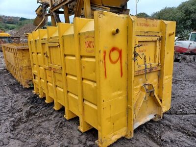 Small Compactor Hook Bin