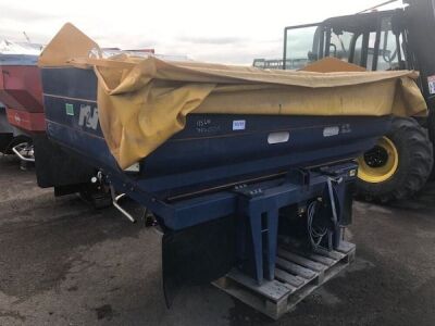 2011 Bogballe M2W-QZ Spreader - 2