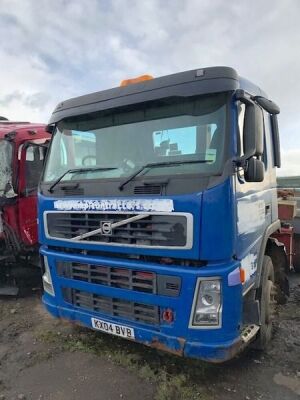 2004 Volvo FM 6x2 Rear Lift Hook Loader - 2