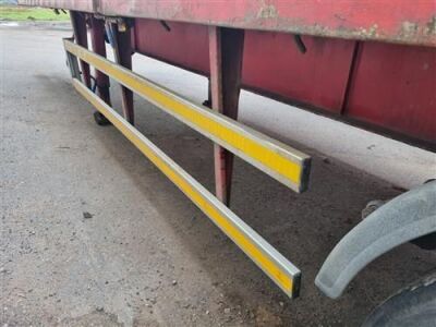 2003 M&G Triaxle Flat Trailer  - 8