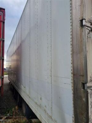 1998 Fruehauf Triaxle Step Frame Box Van Trailer - 8