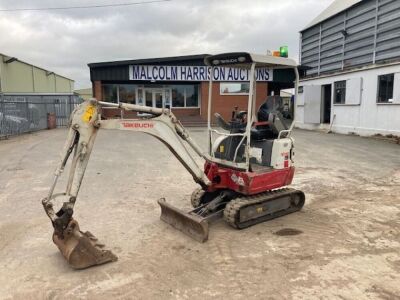 2018 Takeuchi TB215R Mini Digger