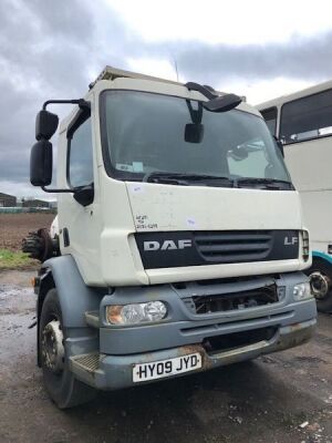 2009 DAF LF55 220 4x2 Front & Rear Chassis Sections - 2