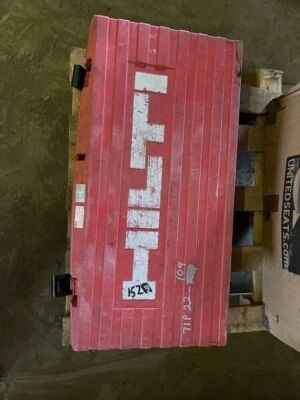 Hilti TE905 110v Breaker - 2